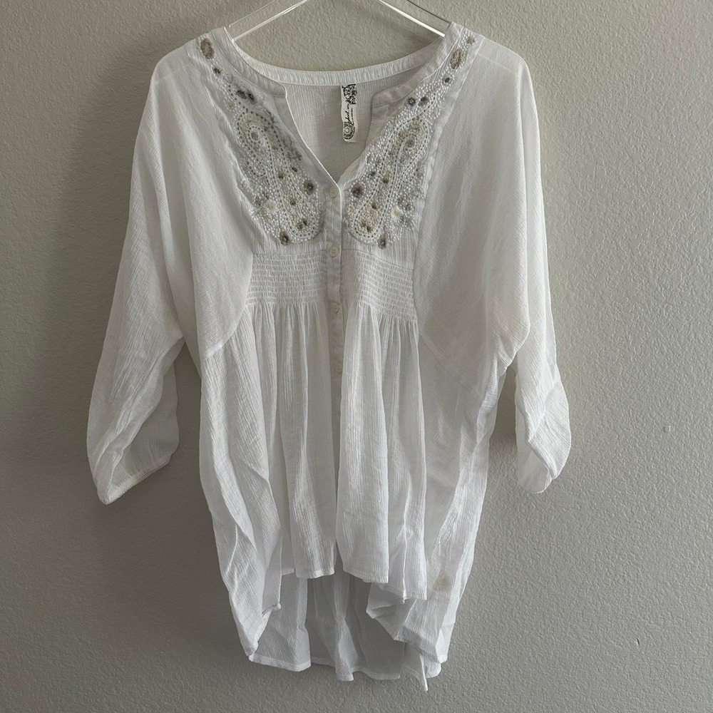 Free People Blouse Womens M White Boho Embroidered Beaded Smocked High Low Flaw